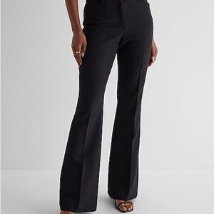 ✨NWT✨ EXPRESS Mid Rise Editor Flare Pant Trousers in Black 16P